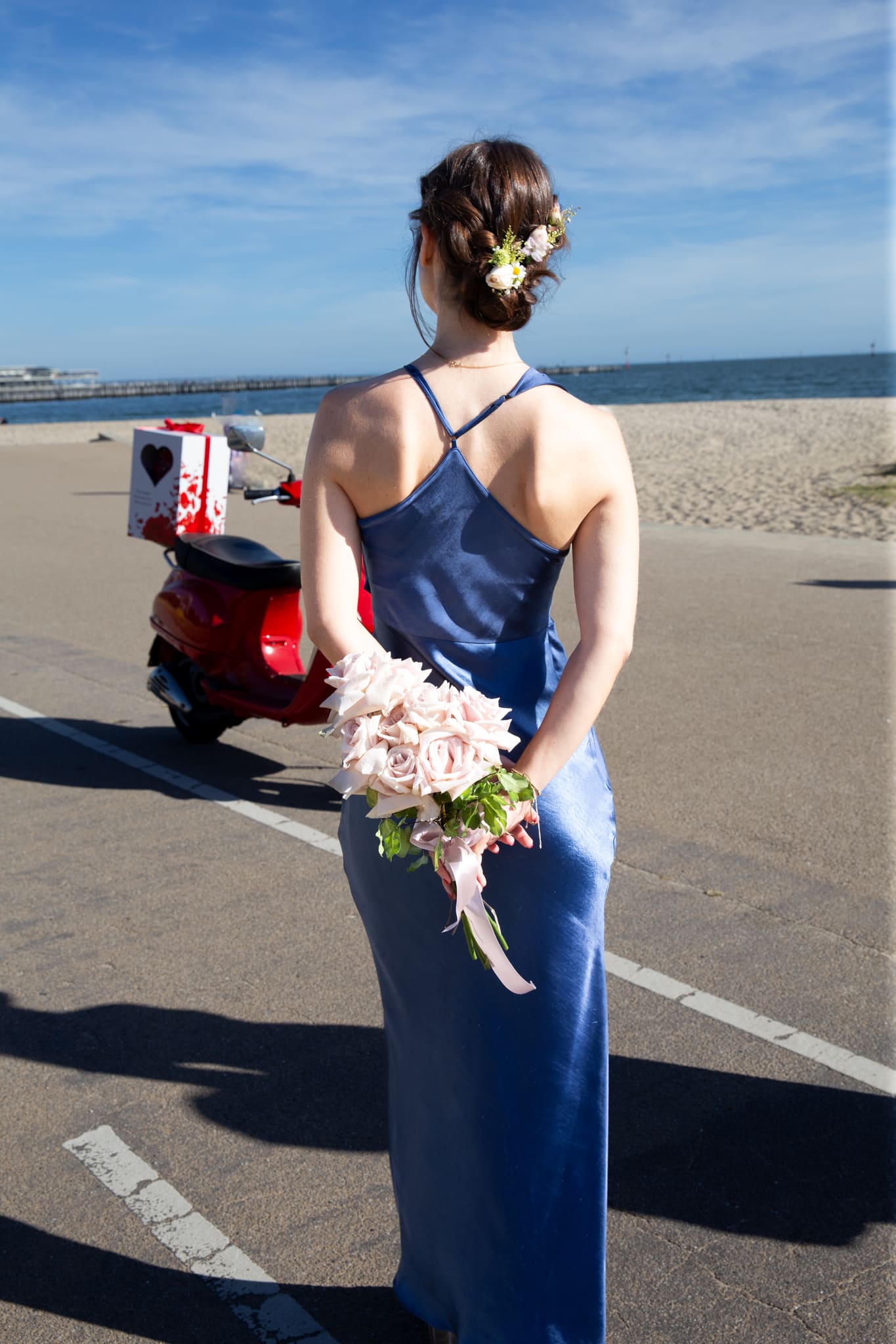 Simply Elegant Bridesmaid Rose Bouquet